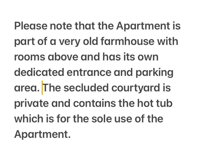 Bryntirion Farmhouse Apartment With Hot Tub Llanfair Caereinion Exterior photo